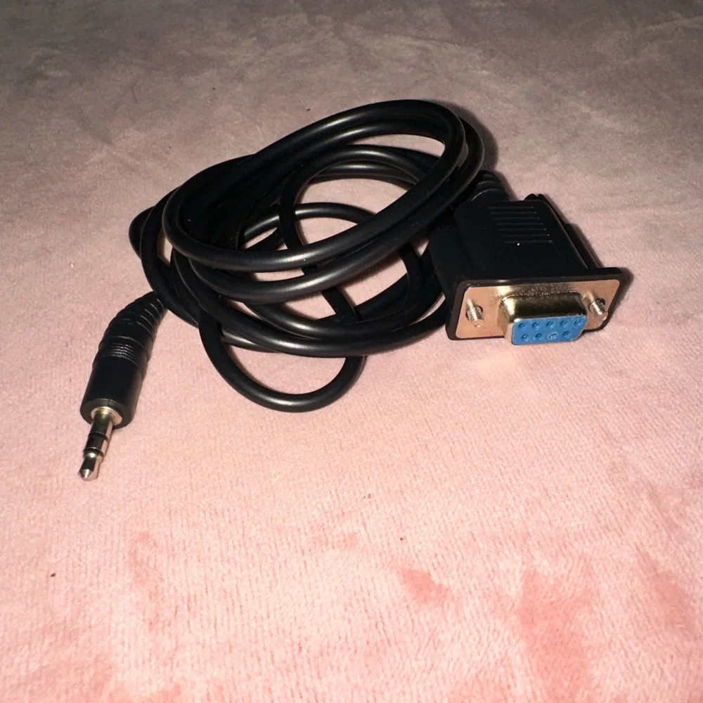🆕 APC 940-0299A 6FT DB9 to 2.5Mm Management cable AP9630/AP9631